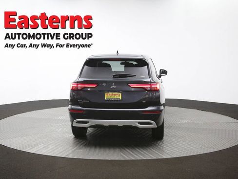 Used 2024 Mitsubishi Outlander SE AWD/4WD image 36