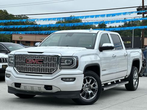 Used 2017 GMC Sierra 1500 Denali AWD/4WD image 3
