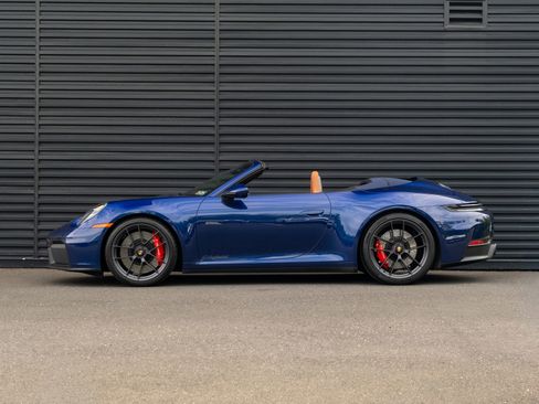Certified 2025 Porsche 911 Carrera GTS RWD image 2