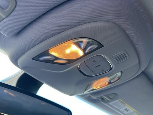 Certified 2019 Jeep Compass Latitude FWD image 40