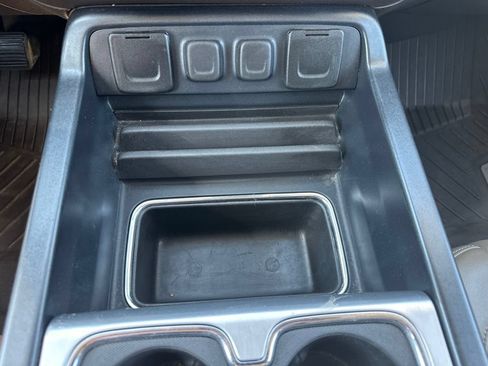 Used 2017 GMC Sierra 1500 SLT AWD/4WD image 6