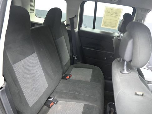 Used 2015 Jeep Patriot Sport FWD image 22