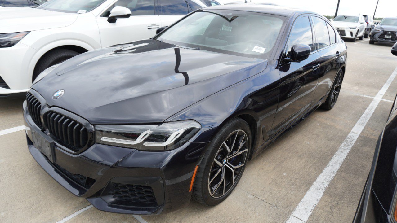 Used 2023 BMW 540i w/ M Sport Package RWD image 4