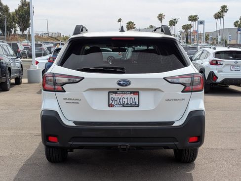 Certified 2024 Subaru Outback Premium AWD/4WD image 3
