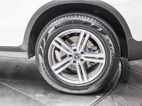 Certified 2022 Mercedes-Benz GLC 300 GLC 300 image 9