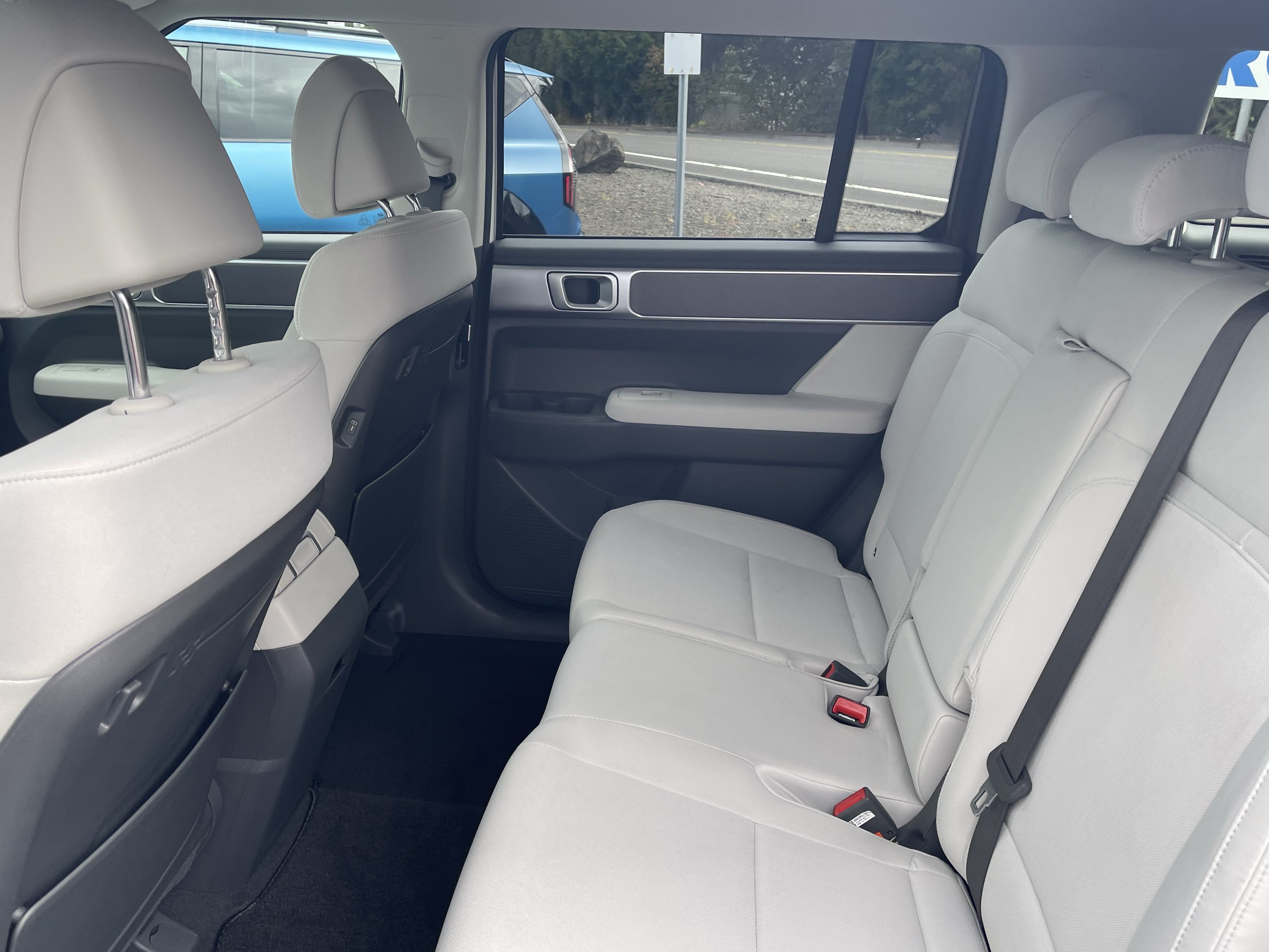 Certified 2025 Hyundai Santa Fe SE AWD/4WD image 14