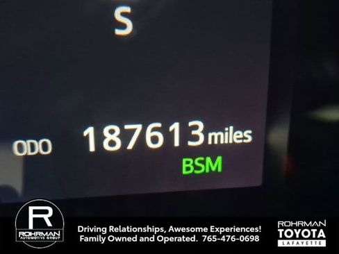 Used 2017 Toyota Highlander XLE image 19