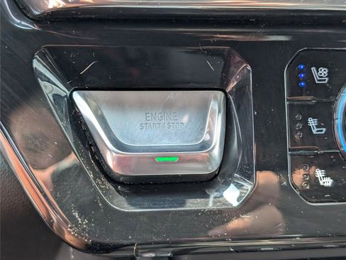 Used 2024 GMC Sierra 2500 Denali AWD/4WD image 27