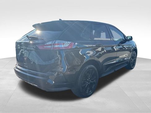 Used 2023 Ford Edge SE AWD/4WD image 6