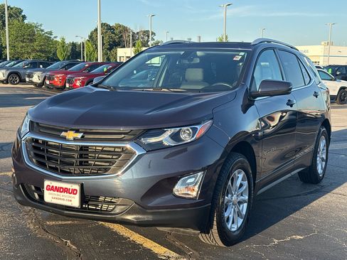 Certified 2018 Chevrolet Equinox LT w/ Sun & Infotainment Package AWD/4WD image 2