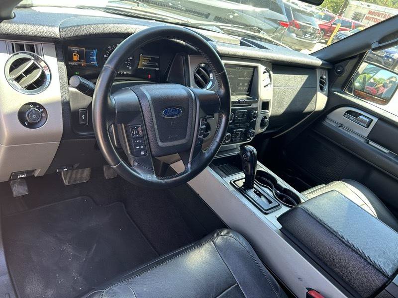 Used 2015 Ford Expedition EL XLT w/ Equipment Group 202A RWD image 8