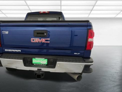 Used 2019 GMC Sierra 2500 SLT w/ Duramax Plus Package AWD/4WD image 7