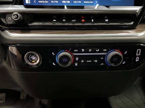 Used 2022 Chevrolet Silverado 1500 LT w/ Protection Package AWD/4WD image 14