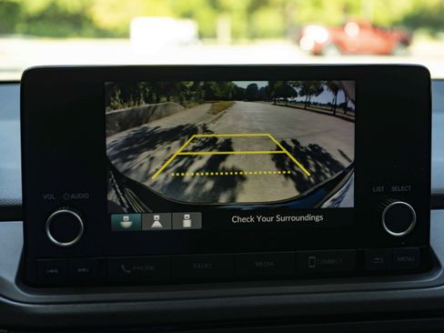 Used 2025 Honda Accord LX image 31