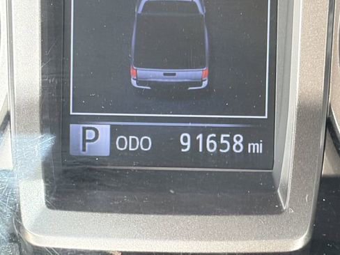 Used 2019 Toyota Tacoma SR5 RWD image 26