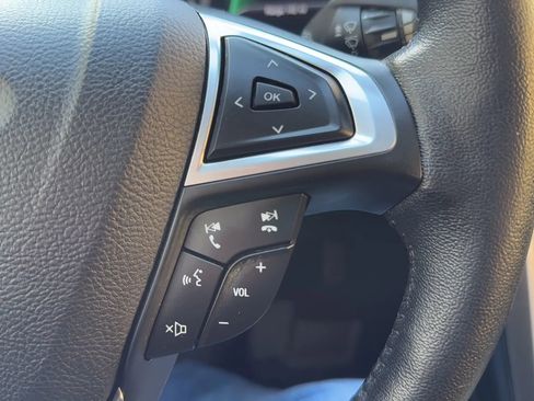 Used 2018 Ford Fusion Energi SE image 11