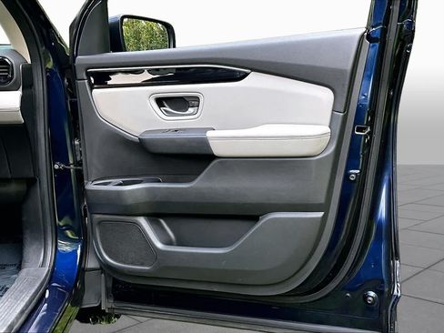 Used 2023 Honda Pilot EX-L image 23