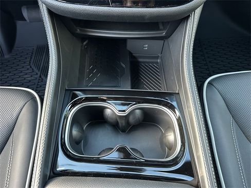 New 2026 Chrysler Pacifica Limited w/ S Appearance Package image 19