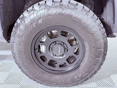 Used 2024 Toyota Tacoma TRD Sport w/ TRD Sport Premium Package image 29