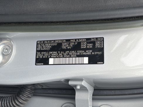 Used 2023 Volvo XC60 B5 Plus w/ Protection Package Premier FWD image 37