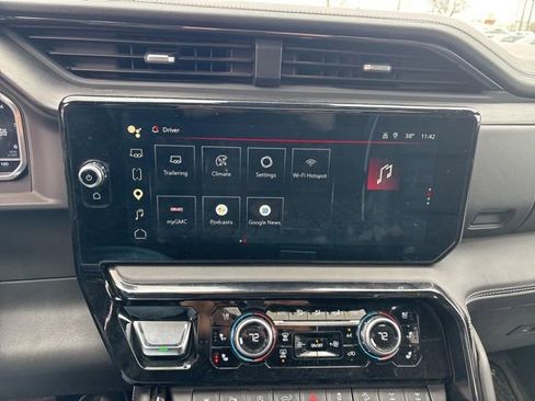 Used 2022 GMC Sierra 1500 AT4X image 23