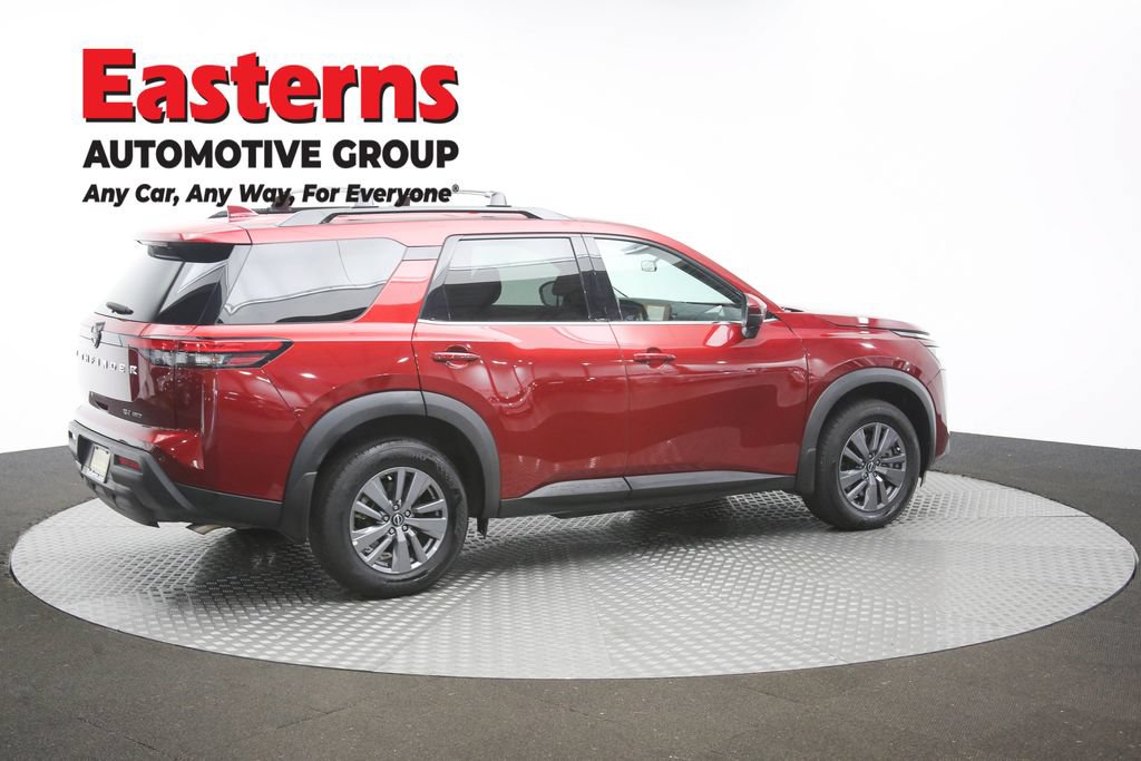 Used 2024 Nissan Pathfinder SV AWD/4WD image 45