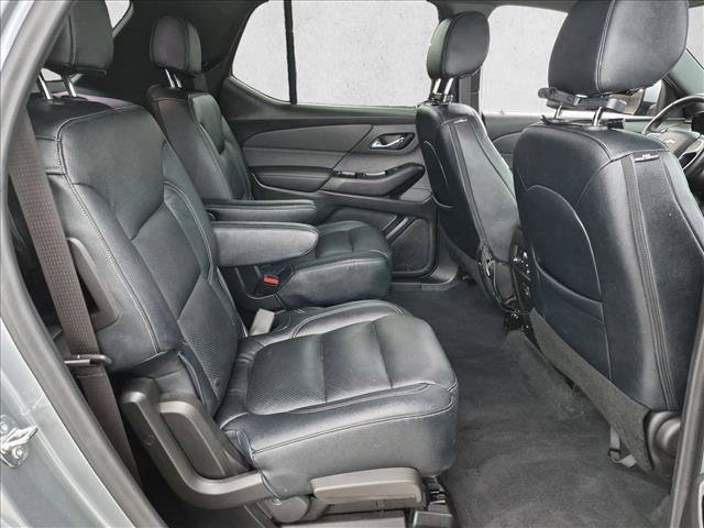 Certified 2023 Chevrolet Traverse LT FWD image 19