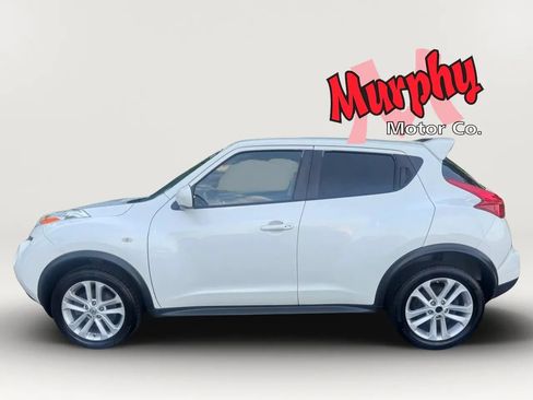 Used 2013 Nissan Juke SV FWD image 3