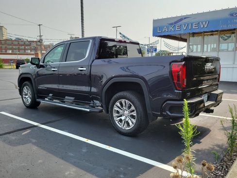 Used 2022 GMC Sierra 1500 Denali AWD/4WD image 4