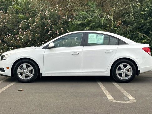 Used 2014 Chevrolet Cruze LT w/ Technology Package image 7