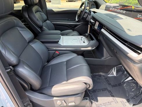 New 2027 Lincoln Navigator L Reserve w/ Jet Appearance Package AWD/4WD image 13