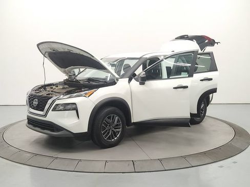 Used 2023 Nissan Rogue S AWD/4WD image 12
