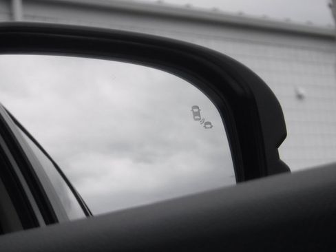 Used 2025 Honda CR-V EX image 39