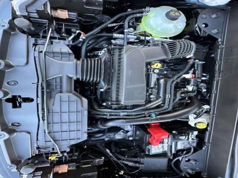 New 2026 Ford Maverick Lobo image 9