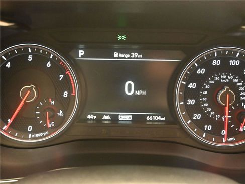 Used 2021 Genesis G70 2.0T w/ Elite Package image 11