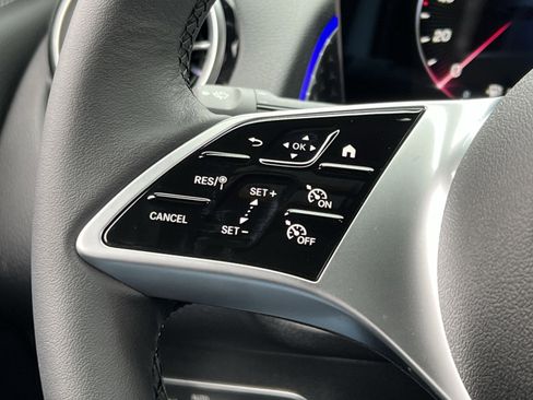 New 2026 Mercedes-Benz GLB 250 4MATIC image 30