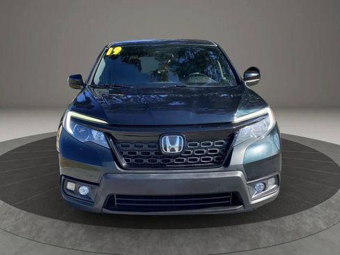 Used 2019 Honda Passport Sport image 2