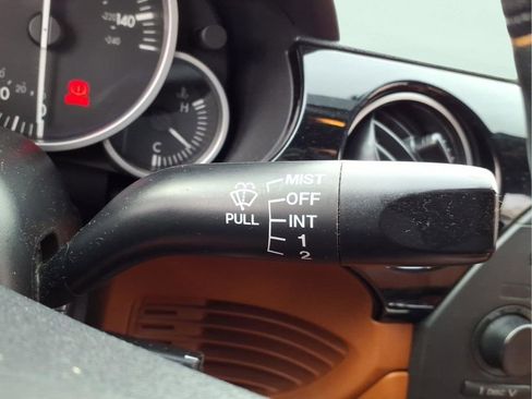 Used 2006 MAZDA MX-5 Miata Grand Touring image 30