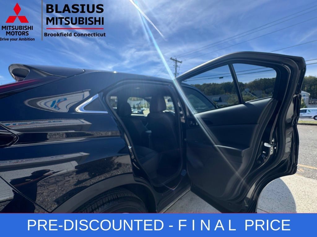 Used 2025 Mitsubishi Eclipse Cross SEL AWD/4WD image 8