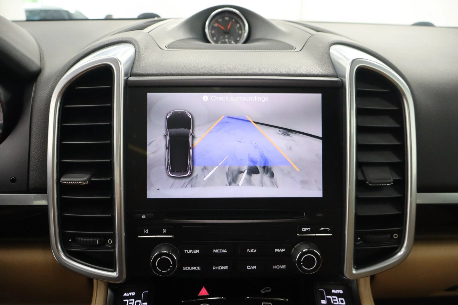 Used 2018 Porsche Cayenne AWD/4WD image 32
