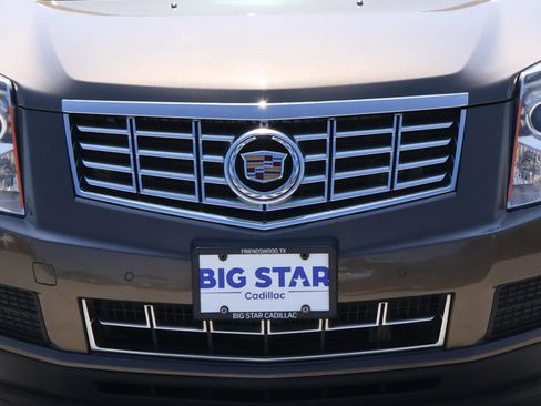 Used 2016 Cadillac SRX Luxury w/ Driver Awareness Package image 8