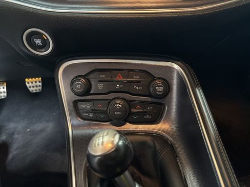 Used 2016 Dodge Challenger R/T Scat Pack w/ Leather Interior Group image 14
