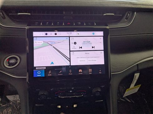 New 2025 Jeep Grand Cherokee Limited image 21