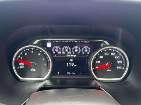 Used 2021 Chevrolet Suburban Premier w/ Premium Package image 24