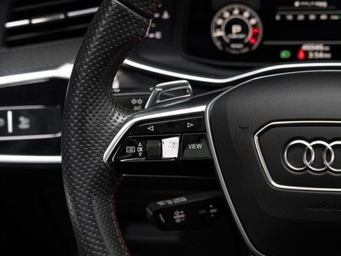 Used 2021 Audi RS 6 w/ Carbon Optic Package image 23