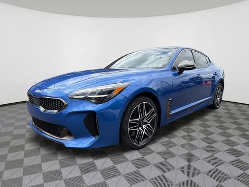 Used 2022 Kia Stinger GT1 AWD/4WD image 3