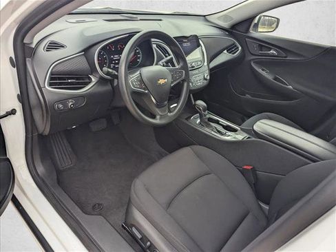 Used 2024 Chevrolet Malibu LT FWD image 10