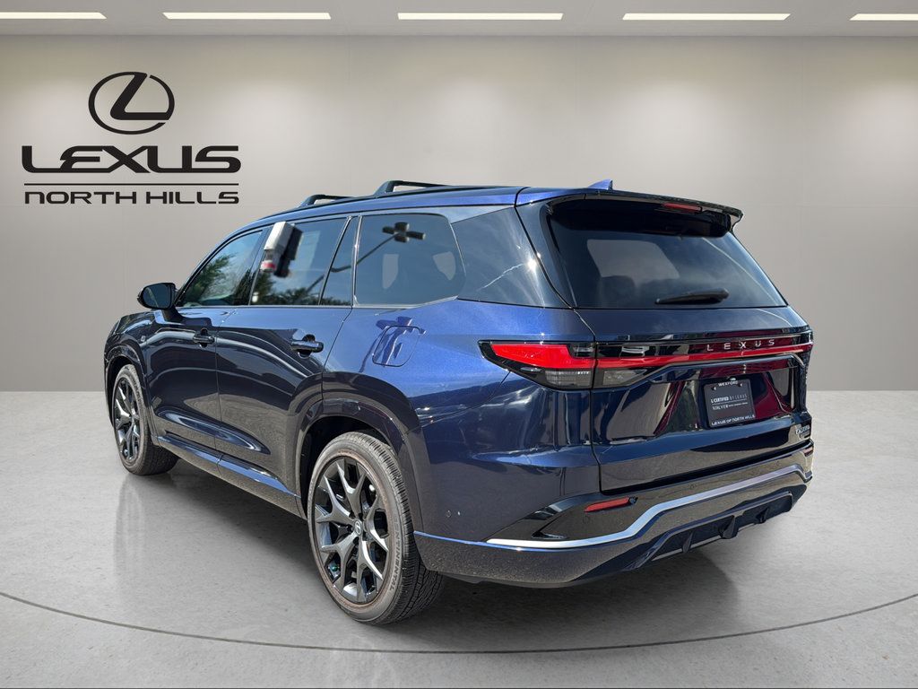 Certified 2026 Lexus TX 500h AWD w/ Technology Package image 8