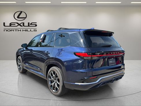 Used 2026 Lexus TX 500h AWD w/ Technology Package image 8