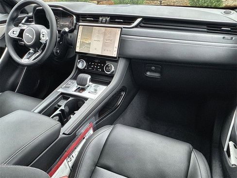 New 2026 Jaguar F-PACE R-Dynamic S image 14